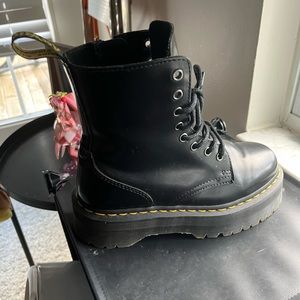 Doc Martens Jadon platform black combat boots US women’s 7 UK 5